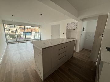 DE ESTRENO 3 DORM - 1 COCHERA - BALCON
