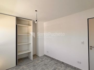 Venta departamento 2 ambientes con cochera en Morón (1º)