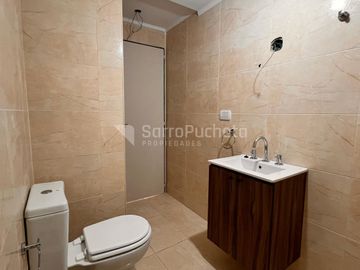 Venta departamento 2 ambientes con cochera en Morón (1º)