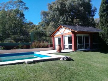 VENTA Casa 3 dormitorios. Los Quebrachos I