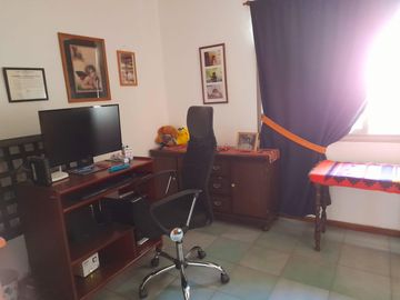 VENTA Casa 3 dormitorios. Los Quebrachos I