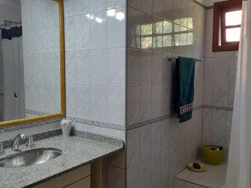 VENTA Casa 3 dormitorios. Los Quebrachos I