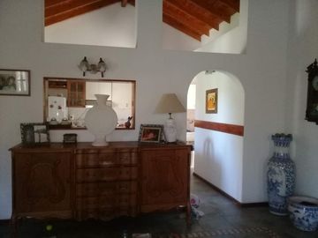 VENTA Casa 3 dormitorios. Los Quebrachos I