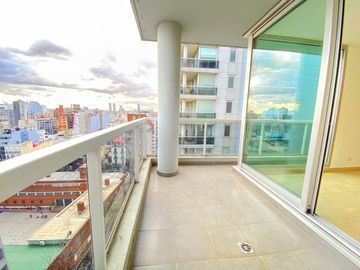 Departamento de 3 ambientes con cochera y amenities en Almagro
