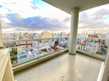 Departamento de 3 ambientes con cochera y amenities en Almagro
