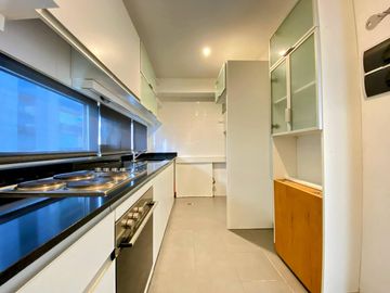 Departamento de 3 ambientes con cochera y amenities en Almagro