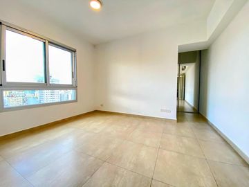 Departamento de 3 ambientes con cochera y amenities en Almagro