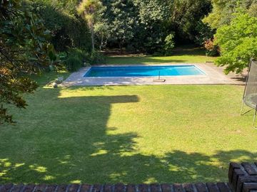 Casa en venta - 4 Dormitorios 2 Baños - City Bell