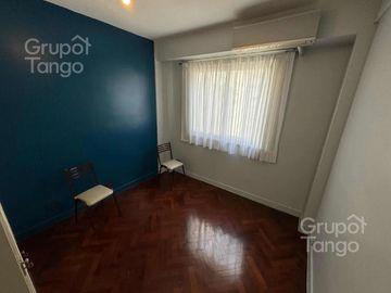 Venta Departamento 4 Ambientes en Balvanera Con Balcón Piso Alto