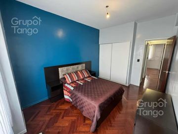 Venta Departamento 4 Ambientes en Balvanera Con Balcón Piso Alto