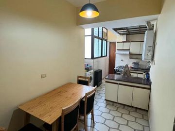 Venta Departamento 4 Ambientes en Balvanera Con Balcón Piso Alto