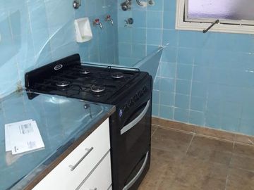 Departamento 2 amb. interno con pequeño balcón - Caballito