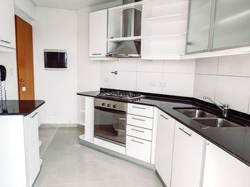 Amplio Departamento de 3 ambientes de Categoria en VENTA - APTO CREDITO HIPOTECARIO