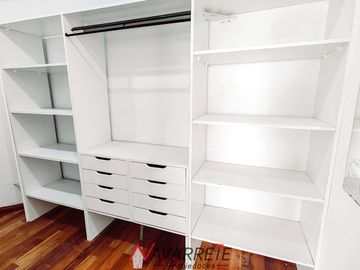 Amplio Departamento de 3 ambientes de Categoria en VENTA - APTO CREDITO HIPOTECARIO