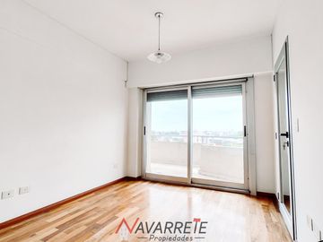 Amplio Departamento de 3 ambientes de Categoria en VENTA - APTO CREDITO HIPOTECARIO