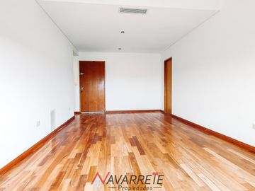 Amplio Departamento de 3 ambientes de Categoria en VENTA - APTO CREDITO HIPOTECARIO