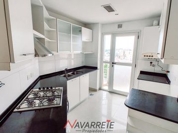 Amplio Departamento de 3 ambientes de Categoria en VENTA - APTO CREDITO HIPOTECARIO