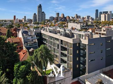 Departamento 4 ambientes en dos plantas con jardín y parrilla en Lomas de Nuñez valor contado