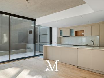 Departamento 4 ambientes en dos plantas con jardín y parrilla en Lomas de Nuñez valor contado