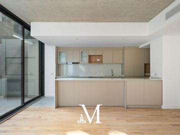 Departamento 4 ambientes en dos plantas con jardín y parrilla en Lomas de Nuñez valor contado