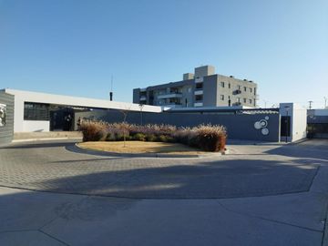 Departamento en venta en Housing las Flores, 2 dormitorios, 2 baños, terraza, amenities