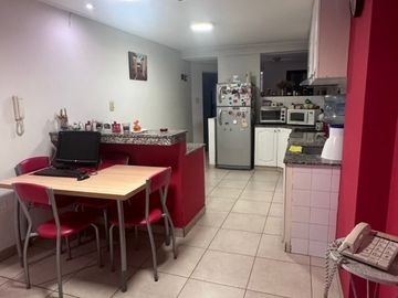 Amplio Departamento 3 dormitorios en Barrio Norte con Cocheras