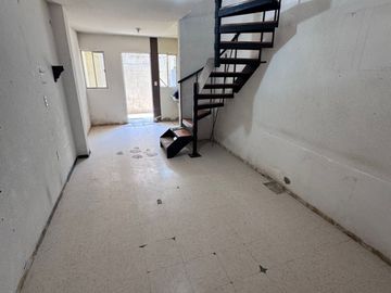 Venta de casa en Privada Benasque