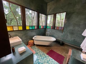 Villa 100% sustentable de 5 casas, San Mateo Acatitlán, Valle de Bravo