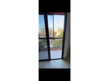 Oportunidad departamento con balcón a la calle a pasos del centro