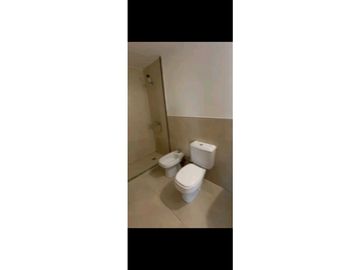 Oportunidad departamento con balcón a la calle a pasos del centro