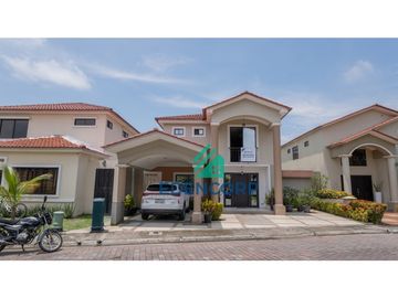 Casa en urbanización Ciudad Celeste