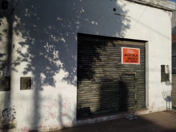 BÂ° AMEGHINO SUR A SOLO UNA CUADRA DE RUTA 20 ( LOCALES)