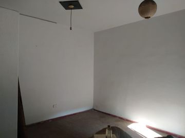 BÂ° AMEGHINO SUR A SOLO UNA CUADRA DE RUTA 20 ( LOCALES)