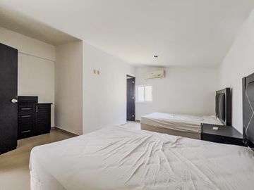 Departamento en  Venta con Frente de Laguna - Puerto Aventuras