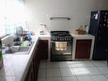 VENDO Casa 596Mts Terreno al Sur Frac Parques de la Cañada Saltillo
