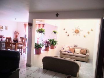 VENDO Casa 596Mts Terreno al Sur Frac Parques de la Cañada Saltillo