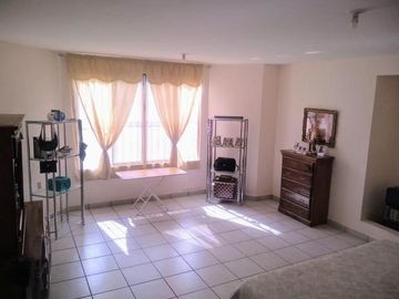 VENDO Casa 596Mts Terreno al Sur Frac Parques de la Cañada Saltillo