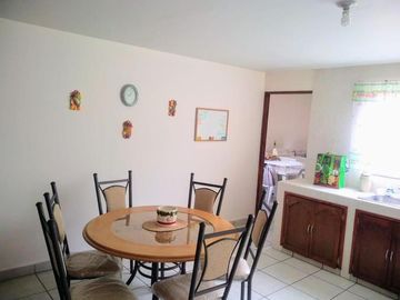 VENDO Casa 596Mts Terreno al Sur Frac Parques de la Cañada Saltillo
