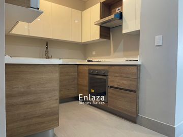 Departamento Amueblado en Venta en Torre Boreal