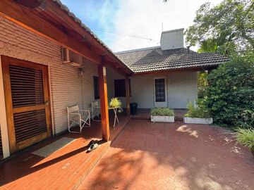 Casa en venta en Hurlingham