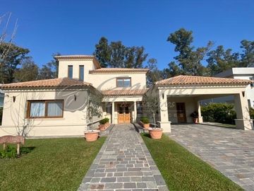Casa En Venta La Reserva Cardales SOFITEL ESTILO la TOSCANA ITALIANA bellísima