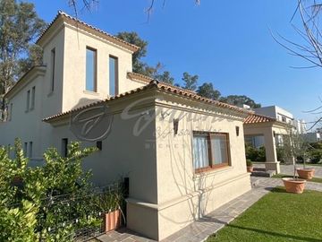 Casa En Venta La Reserva Cardales SOFITEL ESTILO la TOSCANA ITALIANA bellísima
