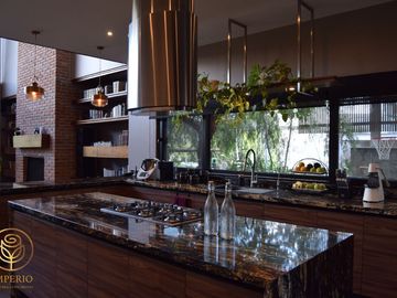 Venta de Residencia en Country Club Corregidora