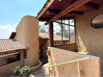 Tu nuevo hogar con encanto único en Vistas del Valle