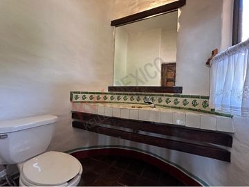 Tu nuevo hogar con encanto único en Vistas del Valle