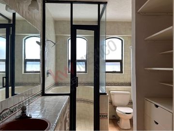 Tu nuevo hogar con encanto único en Vistas del Valle