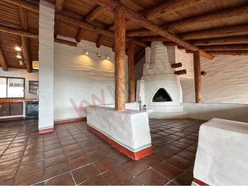 Tu nuevo hogar con encanto único en Vistas del Valle