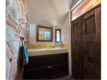 Tu nuevo hogar con encanto único en Vistas del Valle