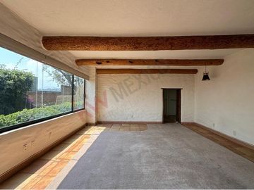 Tu nuevo hogar con encanto único en Vistas del Valle