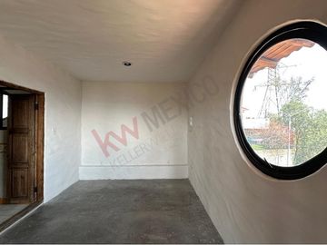 Tu nuevo hogar con encanto único en Vistas del Valle